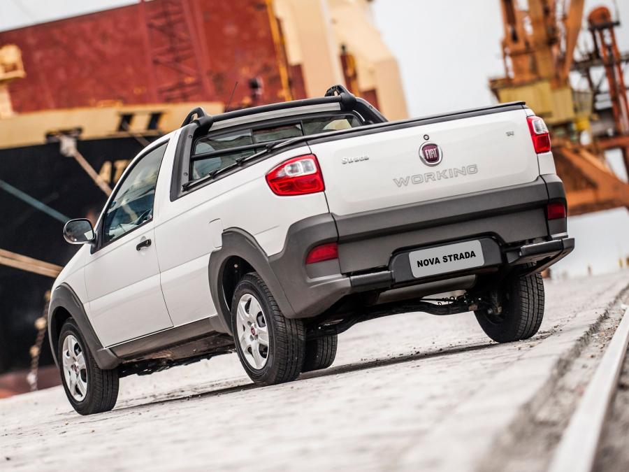  Fiat Strada Working CS 2013 года  (фото 6 из 8)